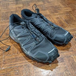 Salomon Trail Runner